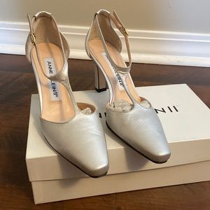 Anne Klein II heels size 7 1/2 M